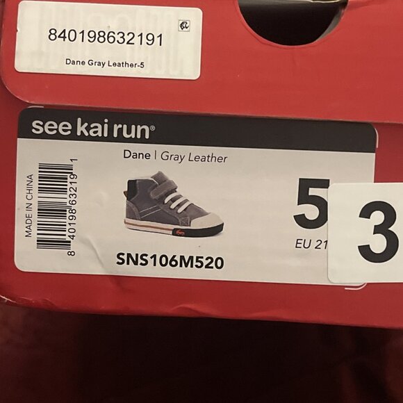 NWB New See Kai Run Dane Hi Top Grey leather sneakers, Little kids Sz 5 Gray - Picture 8 of 15